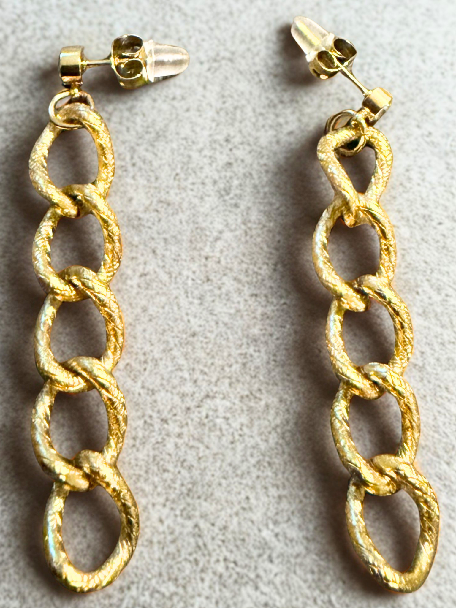 Golden Link Statement Earrings ✨